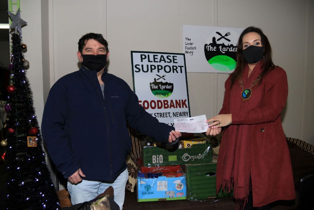Chairperson Donates to Local Foodbanks at Christmas