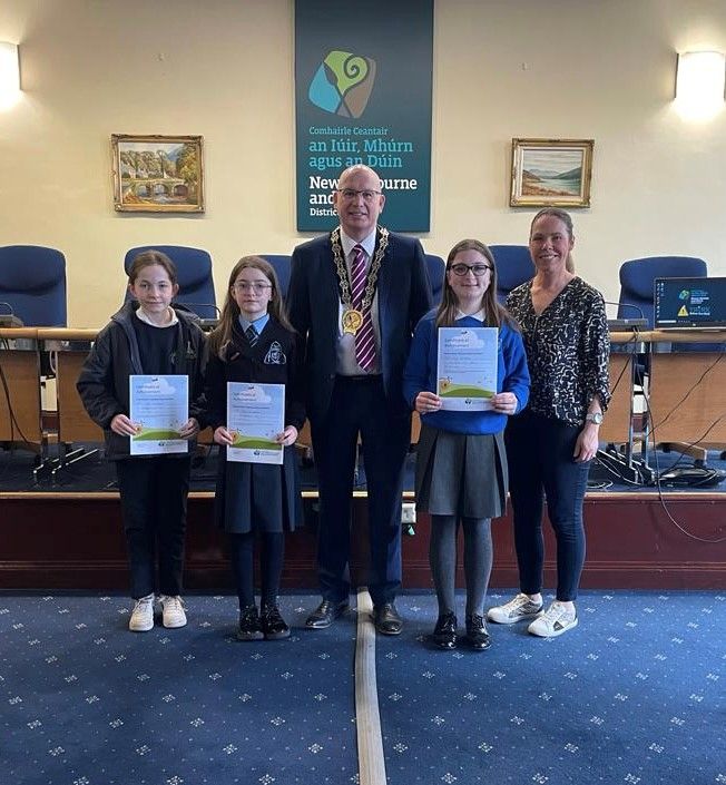 Winner of Schools' Label Design Competition for Aughnagun Honey Jars Announced