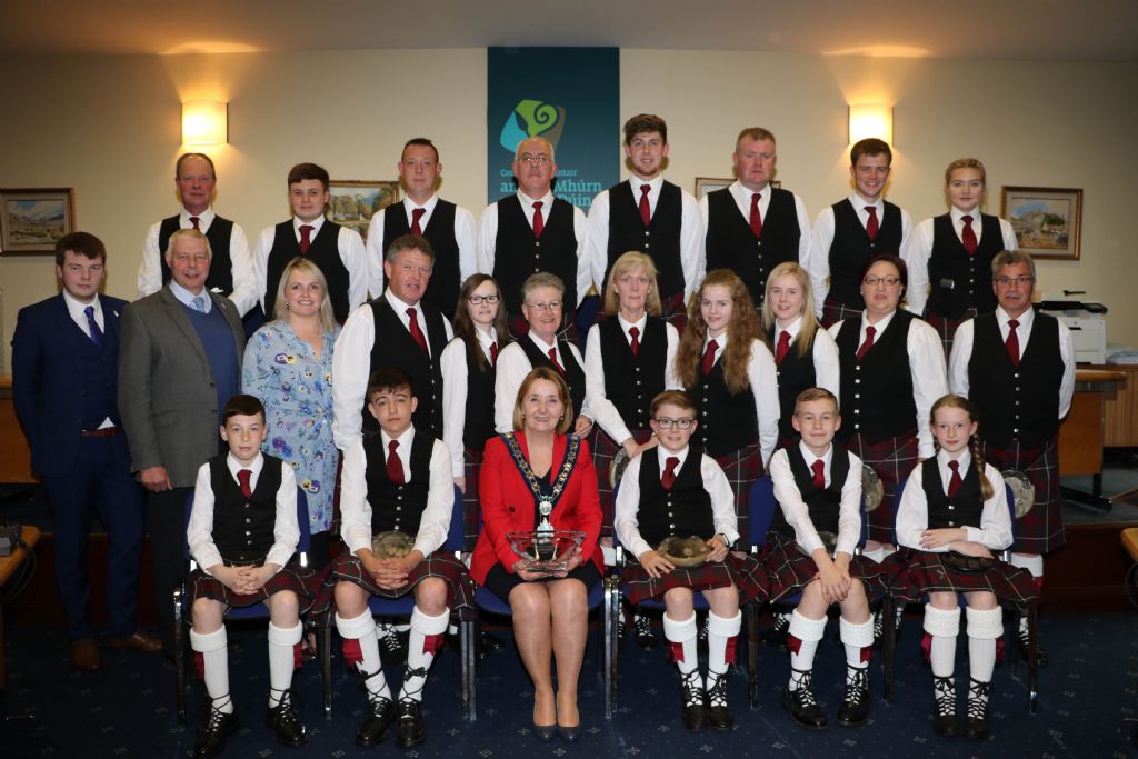 Chairperson Honours Lisnamulligan Pipe Band 