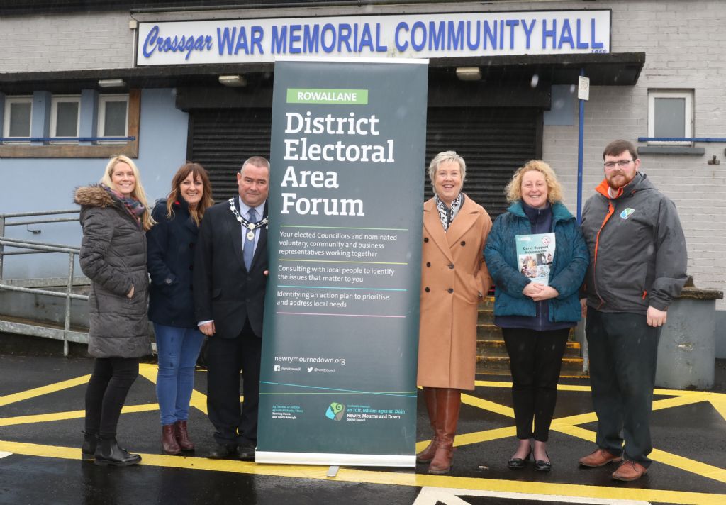 photo 1 deas to host social event for family and friends of carers