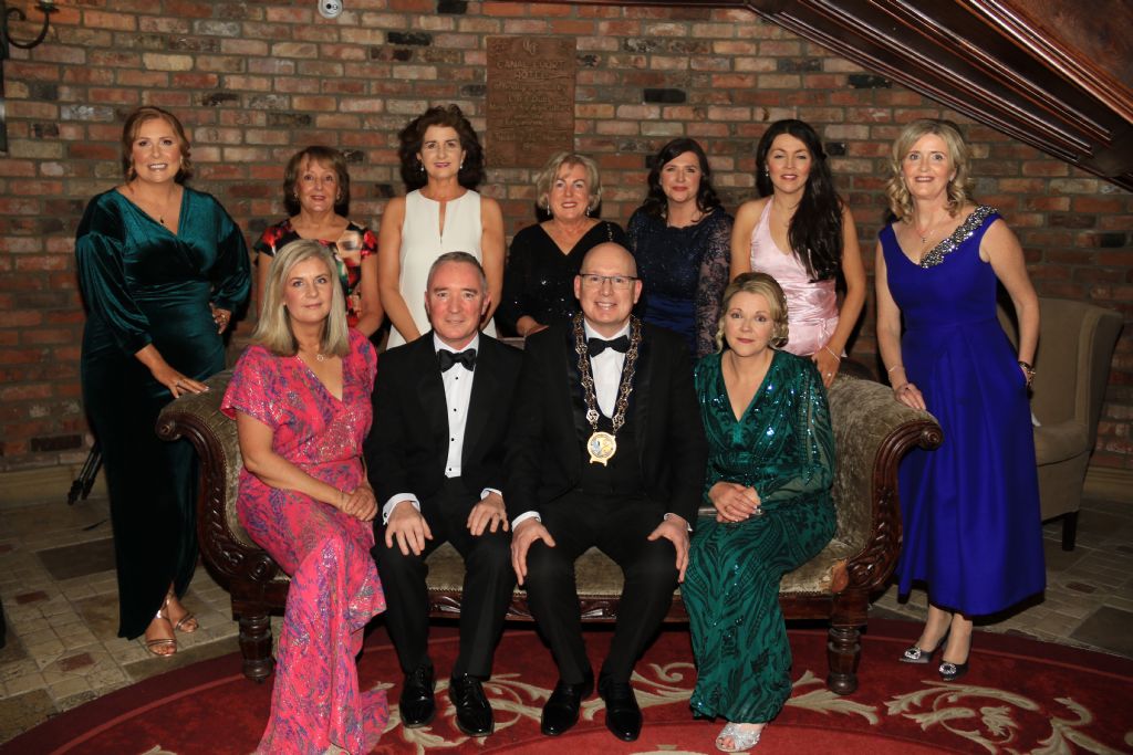 photo 21 chairpersons charity ball 2023(1)