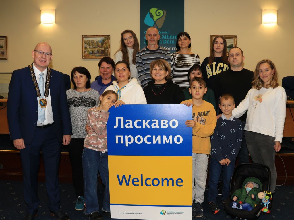 Chairperson Hosts Welcome Event For Ukrainian Families