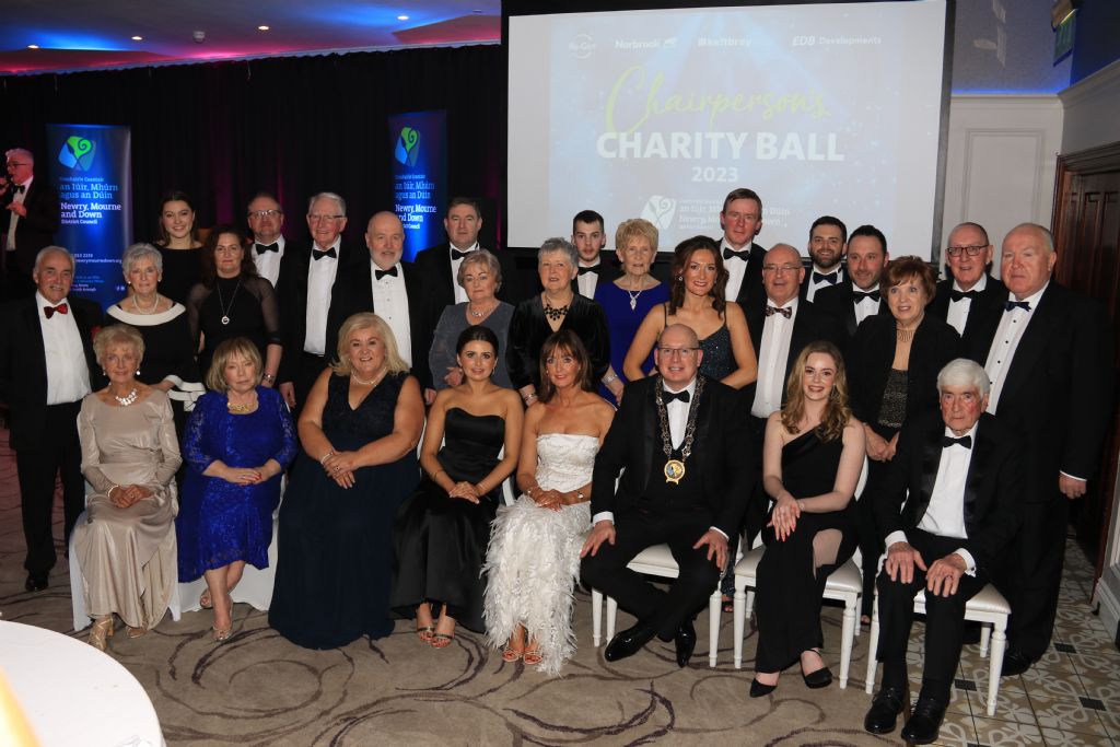 photo 6 chairpersons charity ball 2023(1)